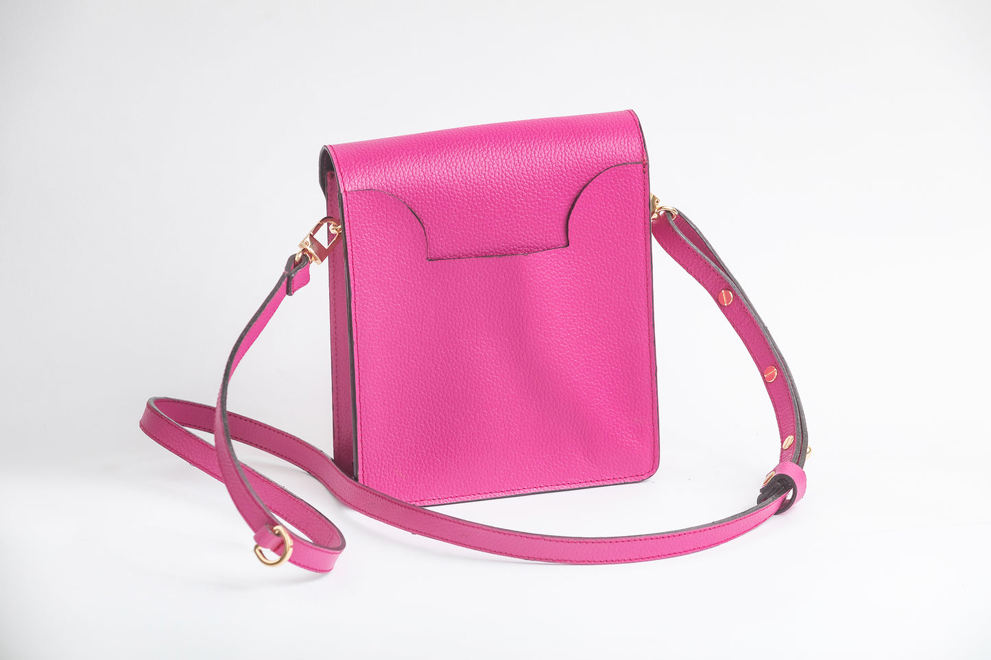 Patty - Fucsia Crossbody Bag