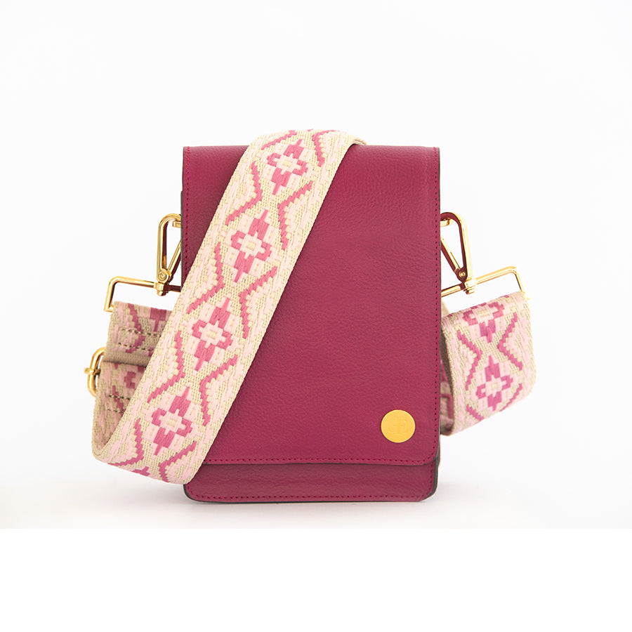 Cami 2.0 - Fucsia Crossbody Bag