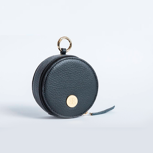Bag Charm - Black Small Leather Goods- Eva Innocenti - Leather Luxury Bags. Handmade in El Salvador.